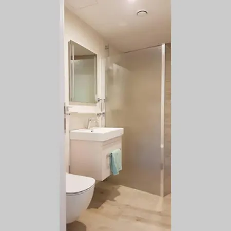 Апартаменты With Back Garden *